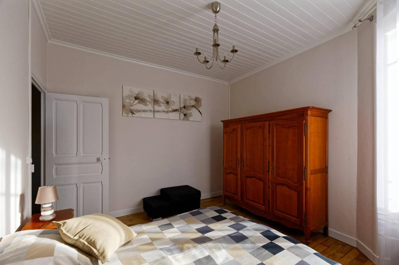 Le cachet d’une maison de centre-bourg à Beauvoir-sur-Mer Exterior foto