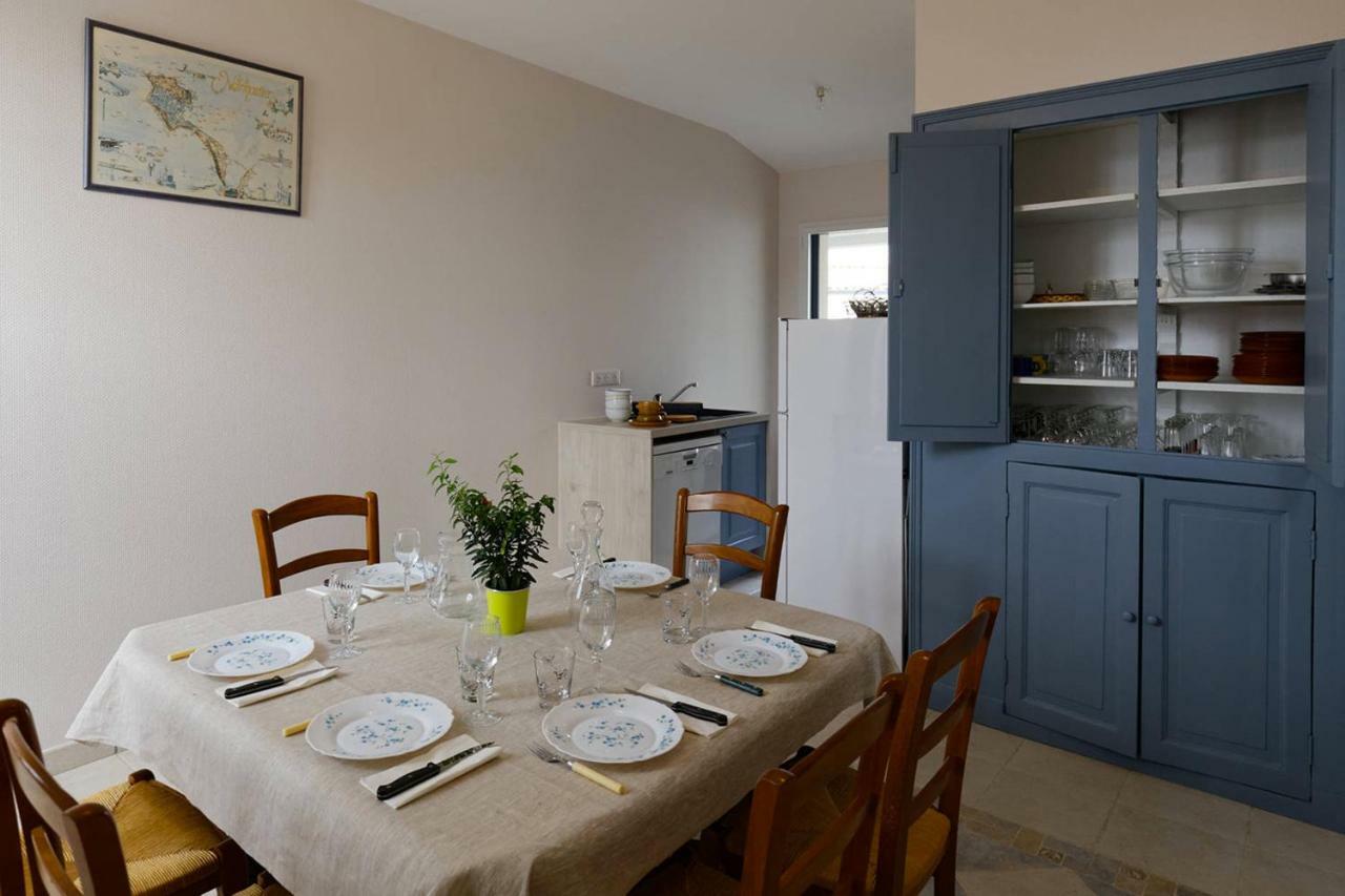 Le cachet d’une maison de centre-bourg à Beauvoir-sur-Mer Exterior foto